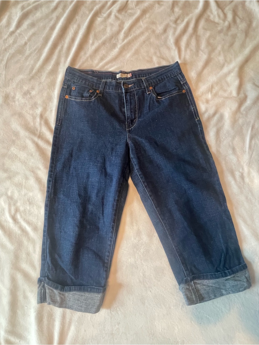 Levi's Dark Blue Cropped Jeans